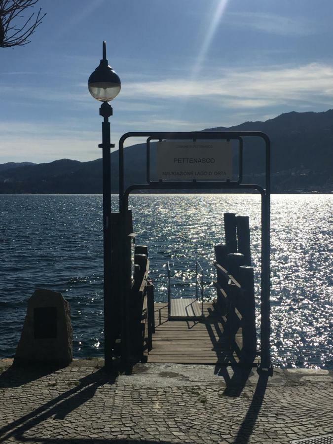 Casa Cesira Leilighet Pettenasco Eksteriør bilde